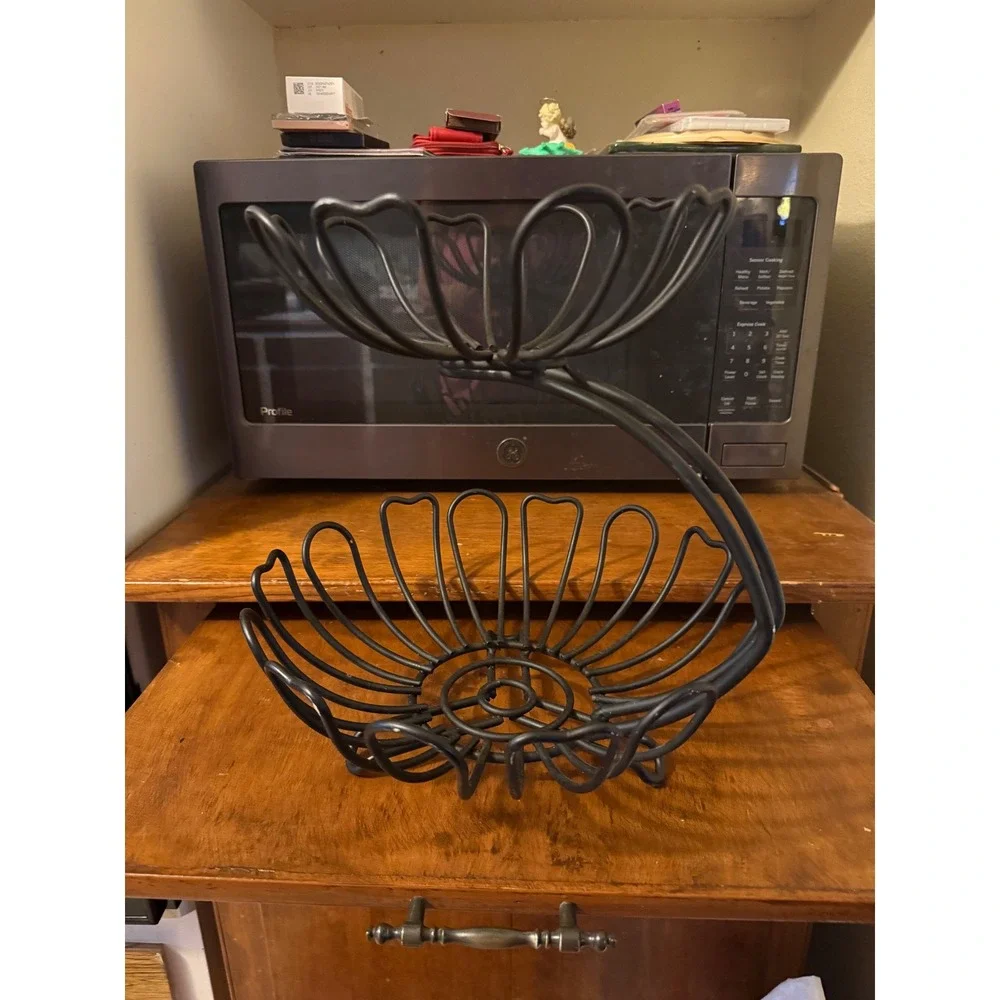 Modern 2 Tier Matte Black Wire Fruit Basket Scroll Scalloped Countertop Stand